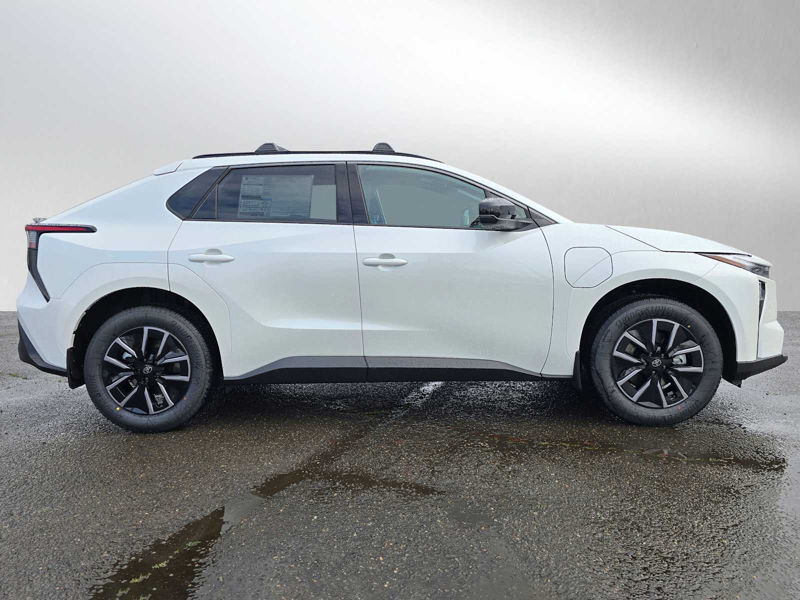 2026 Toyota bZ XLE Plus