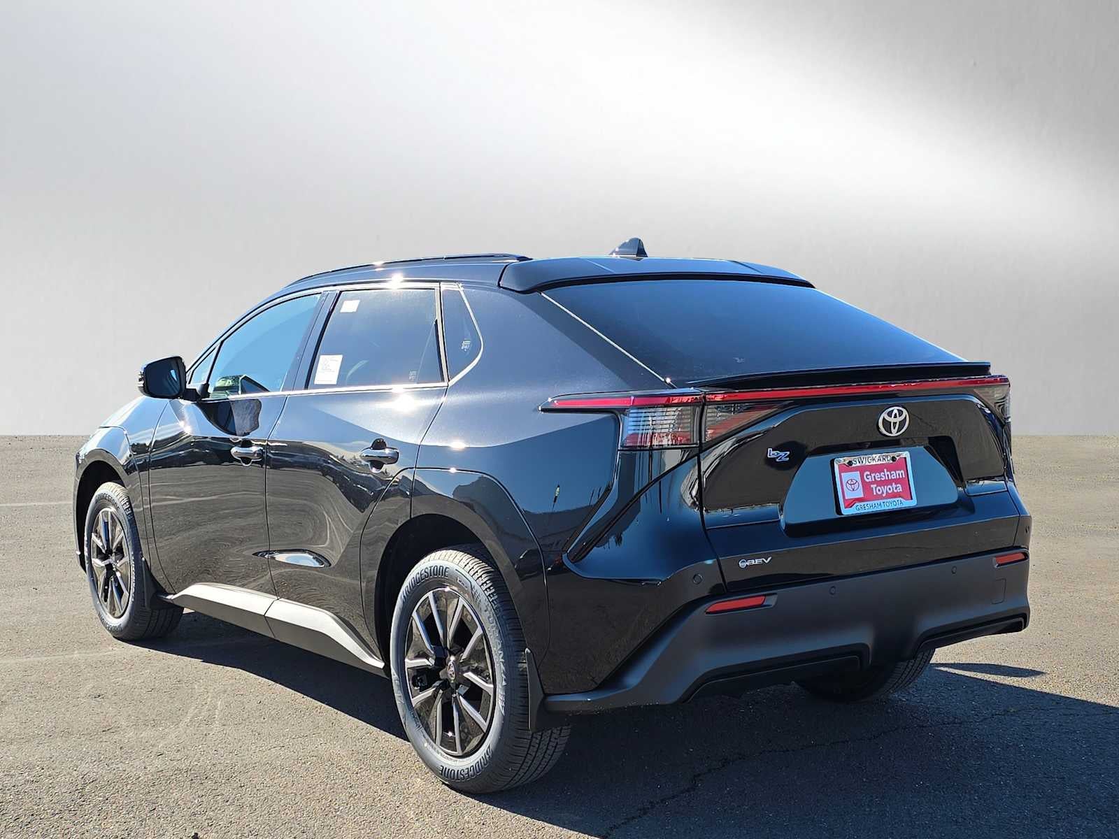 2026 Toyota bZ XLE Plus