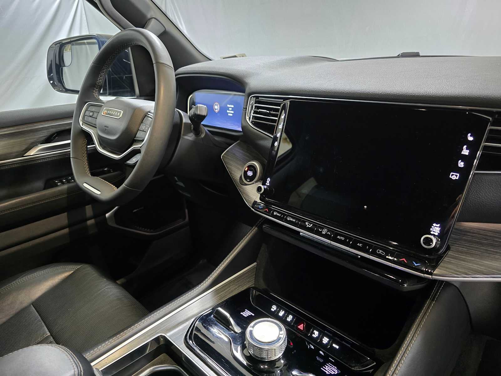 2024 Jeep Wagoneer Series III