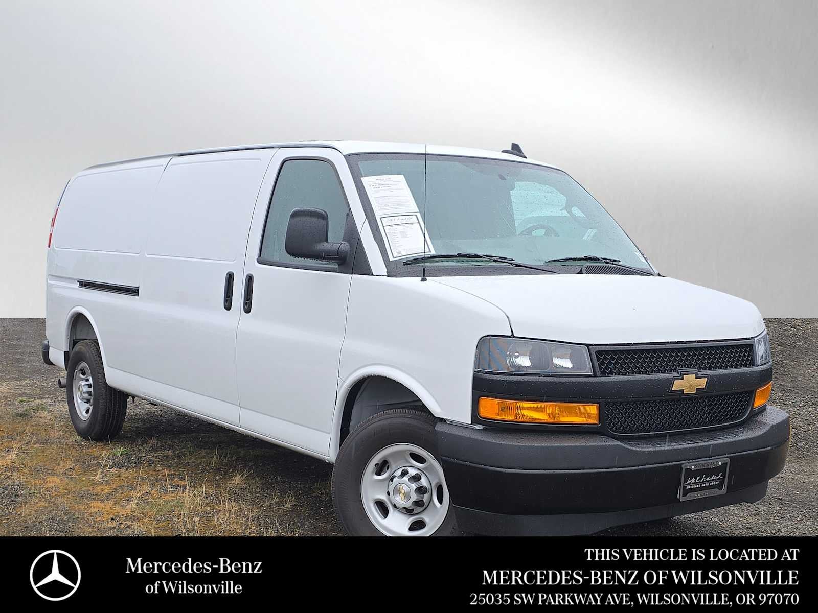 2025 Chevrolet Express Cargo Van RWD 2500 155"