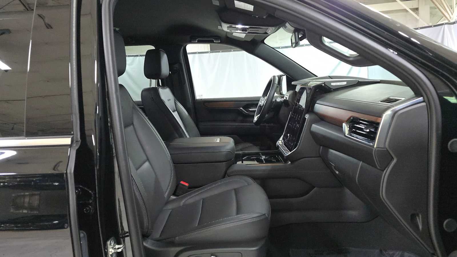 2025 GMC Yukon Denali Denali