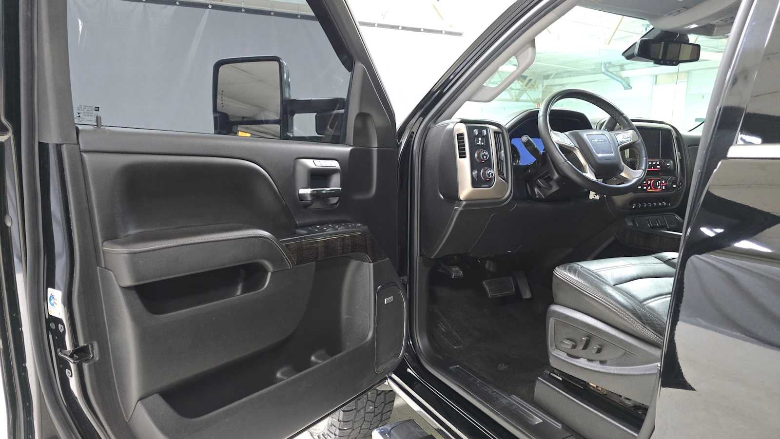 2015 GMC Sierra 3500HD Denali