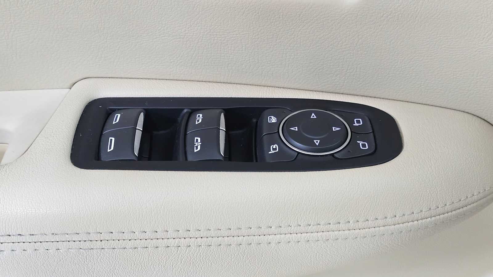 2018 Cadillac XT5 Luxury AWD