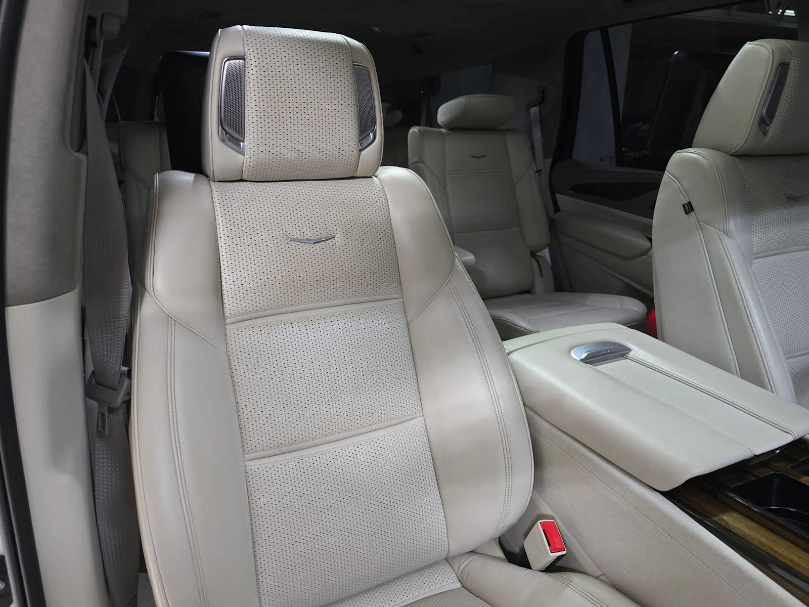 2022 Cadillac Escalade Sport Platinum