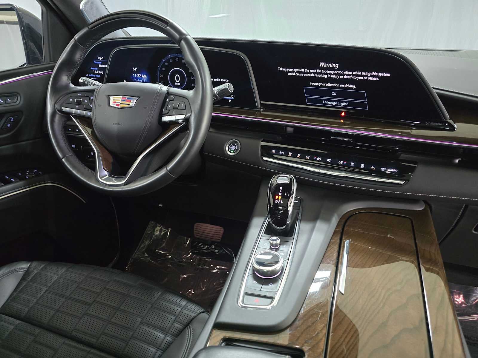 2024 Cadillac Escalade ESV 4WD Premium Luxury Platinum