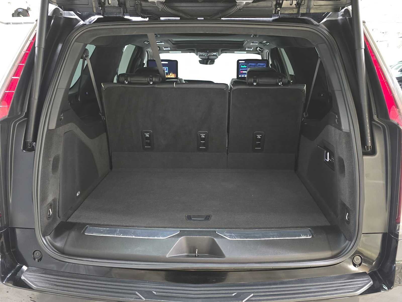 2024 Cadillac Escalade ESV 4WD Premium Luxury Platinum