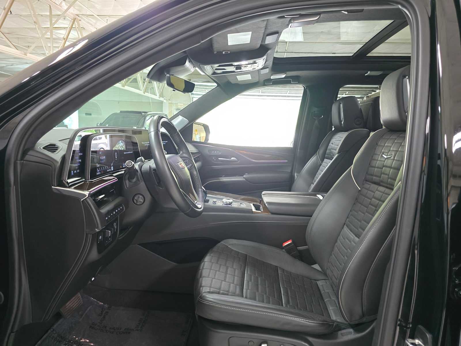 2024 Cadillac Escalade ESV 4WD Premium Luxury Platinum