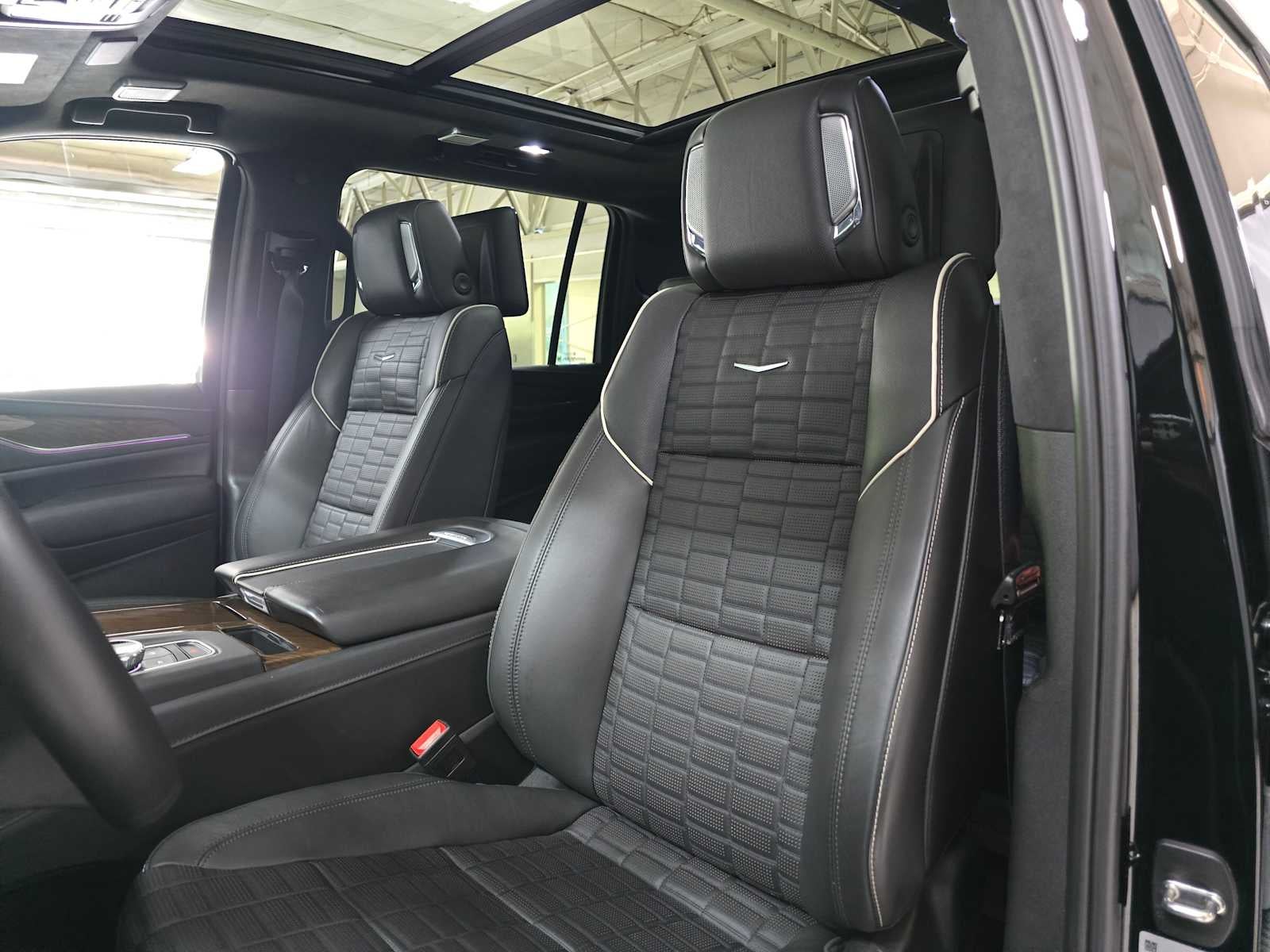 2024 Cadillac Escalade ESV 4WD Premium Luxury Platinum