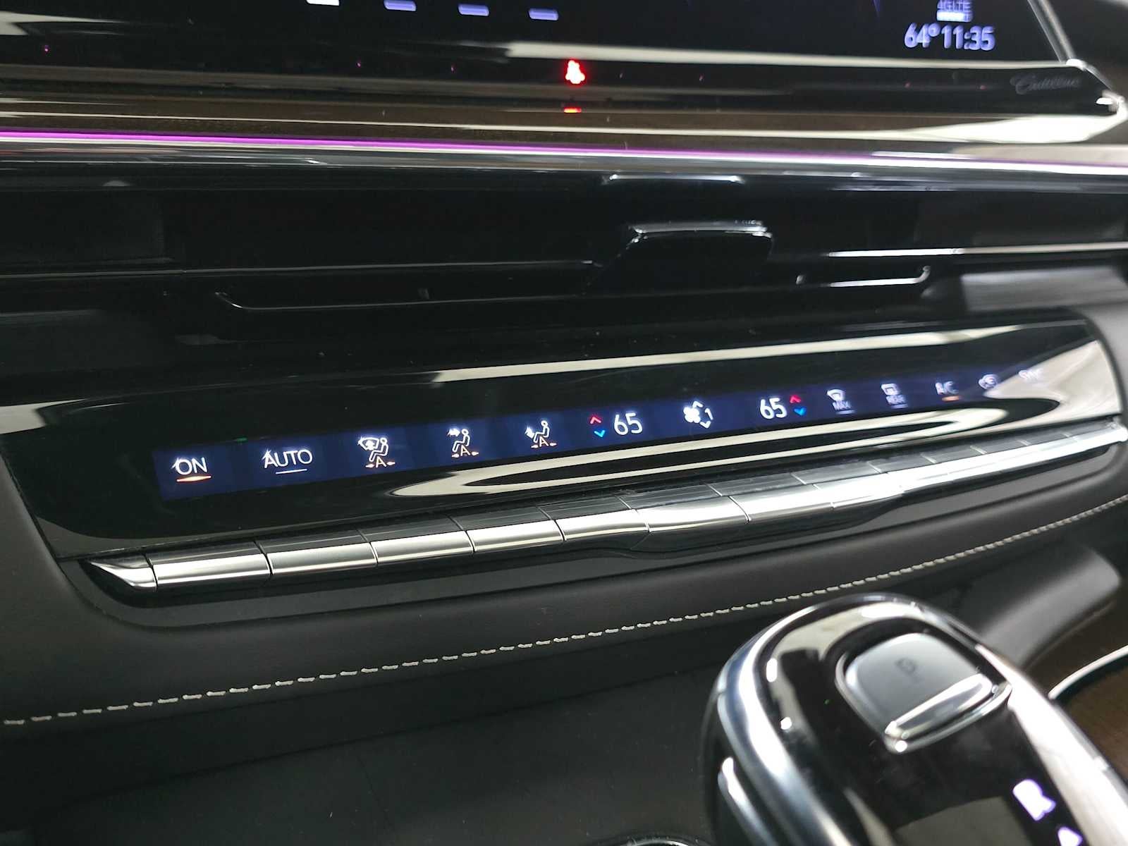 2024 Cadillac Escalade ESV 4WD Premium Luxury Platinum