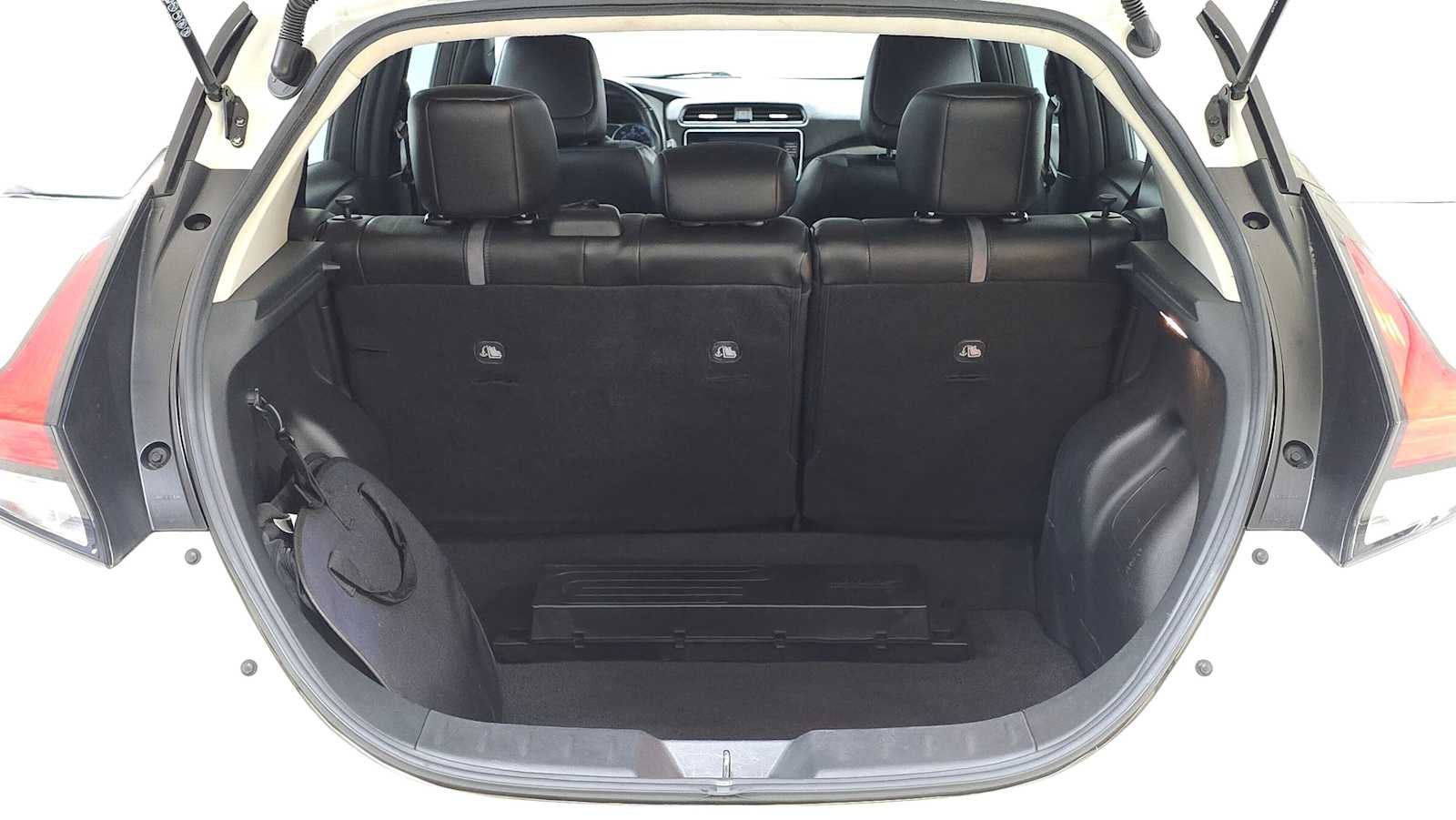 2020 Nissan LEAF SL PLUS