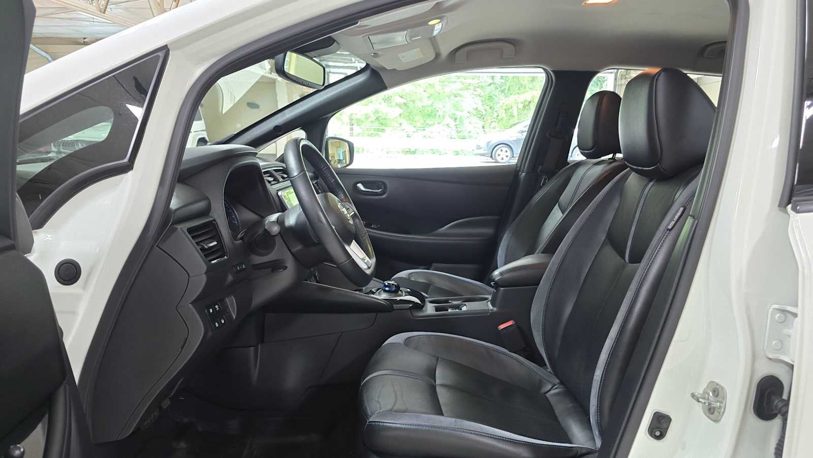 2020 Nissan LEAF SL PLUS