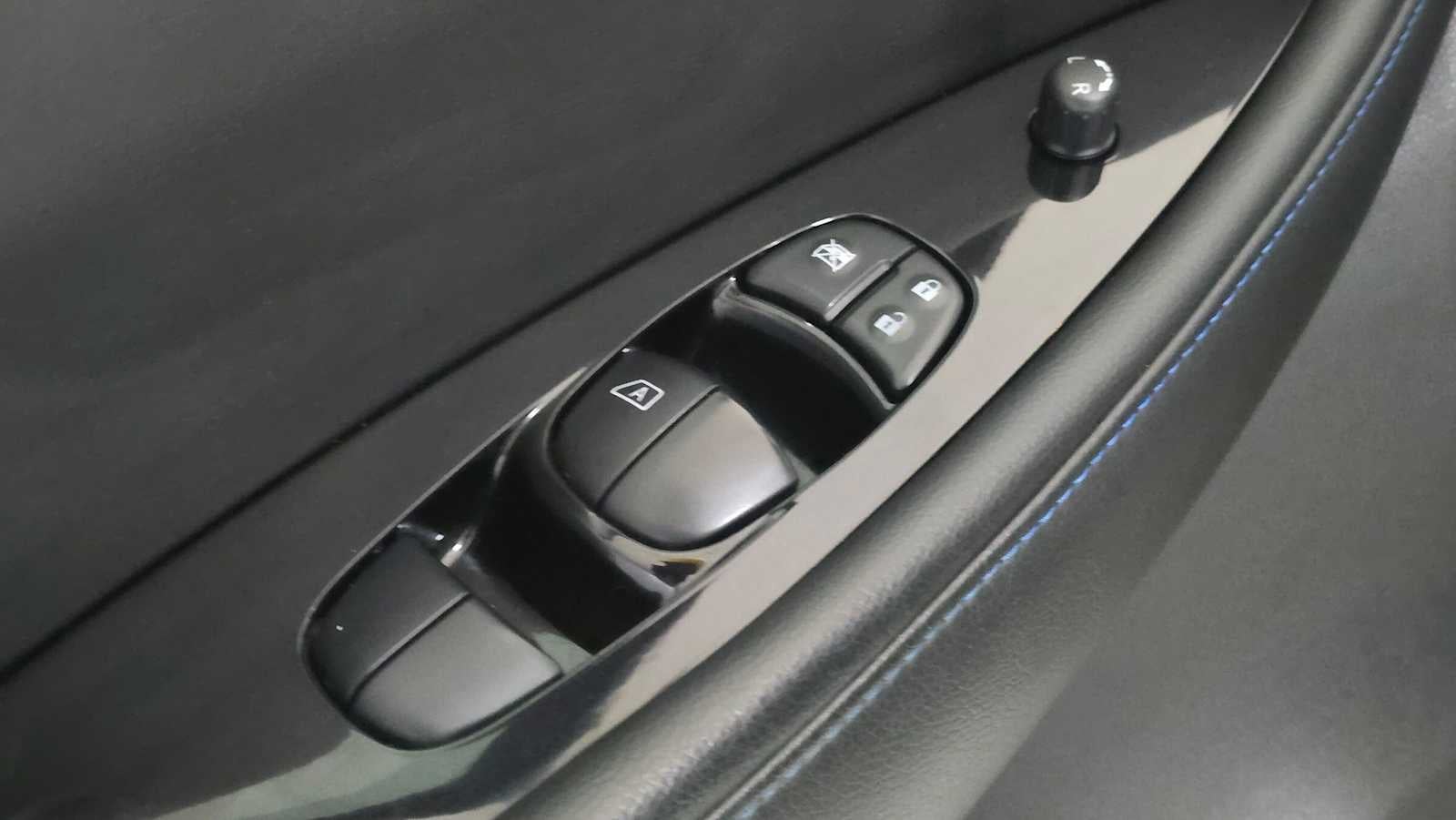 2020 Nissan LEAF SL PLUS