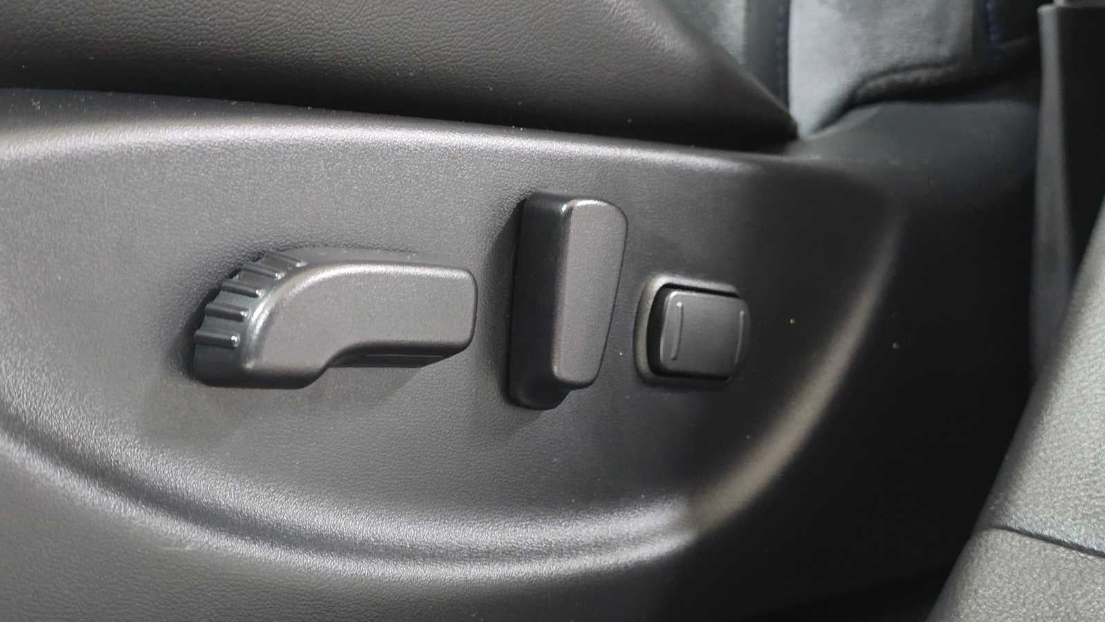 2020 Nissan LEAF SL PLUS