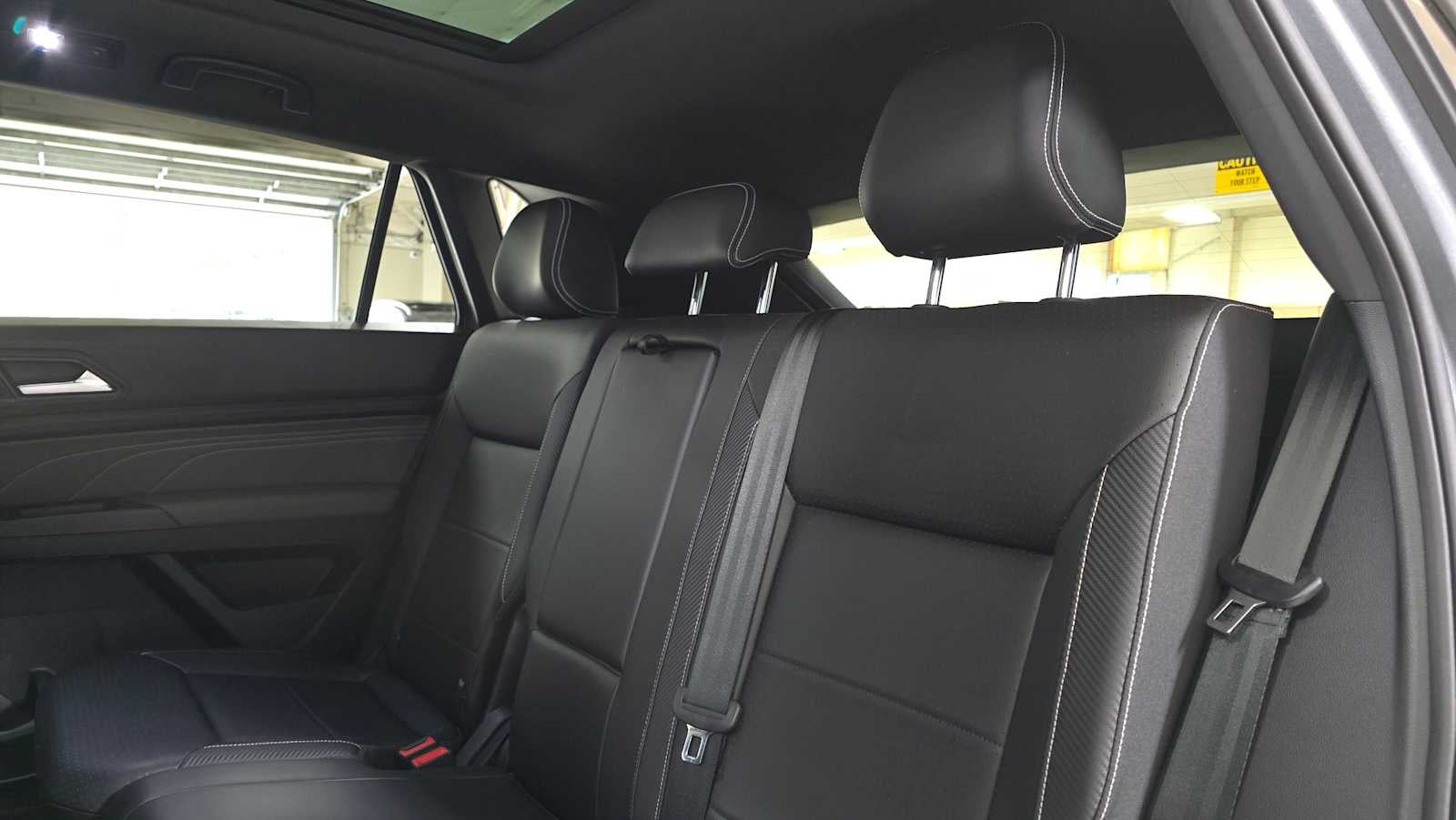 2023 Volkswagen Atlas Cross Sport 2.0T SE w/Technology