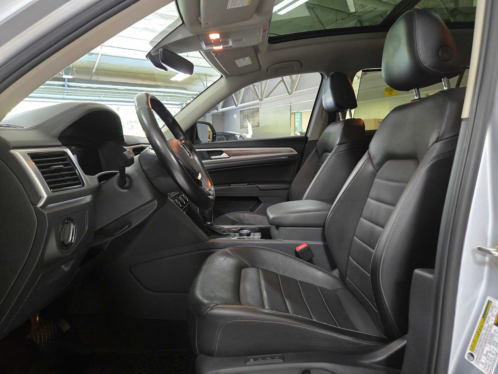2018 Volkswagen Atlas 3.6L V6 SEL Premium
