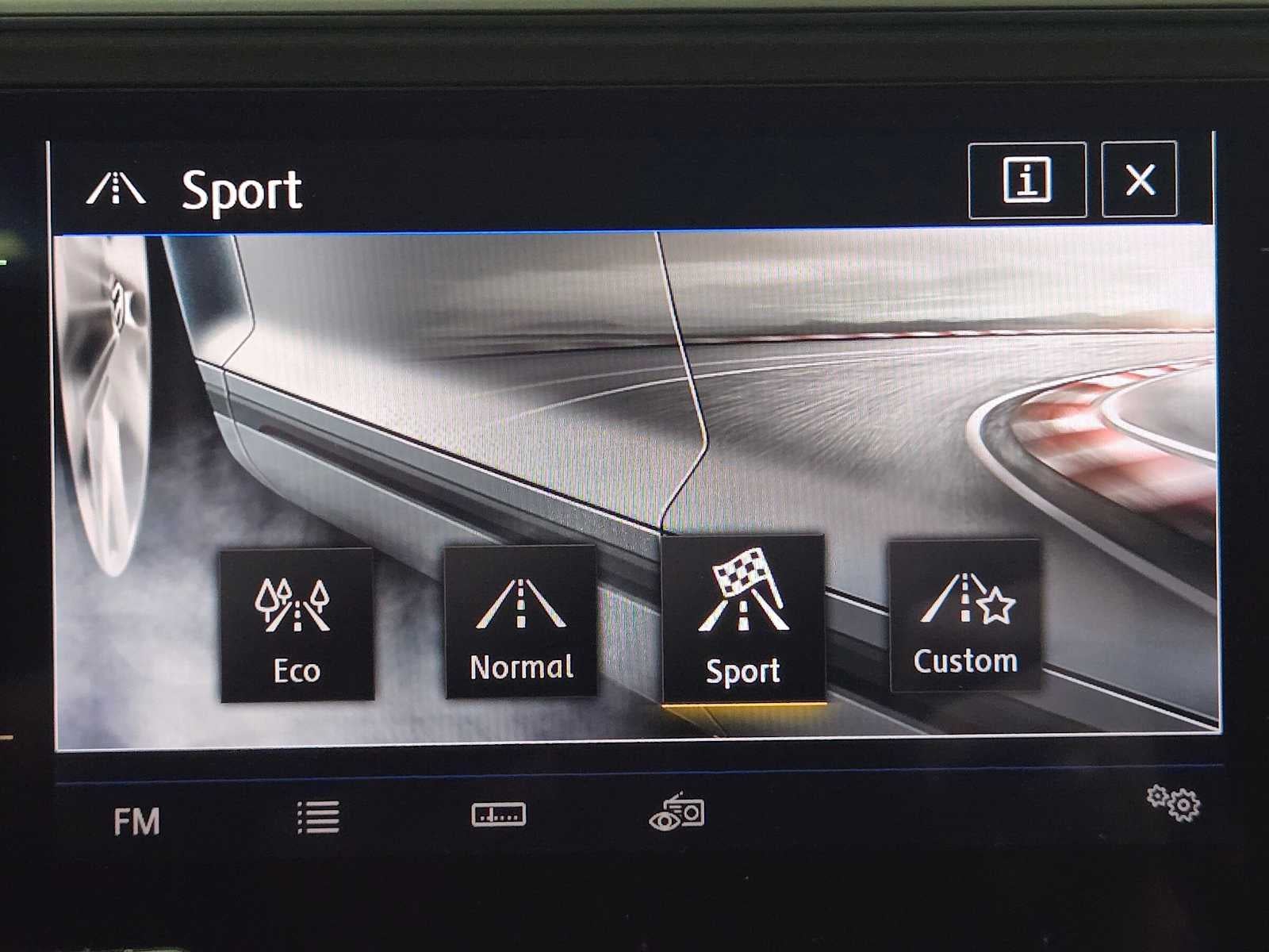 2021 Volkswagen Atlas 3.6L V6 SE w/Technology R-Line