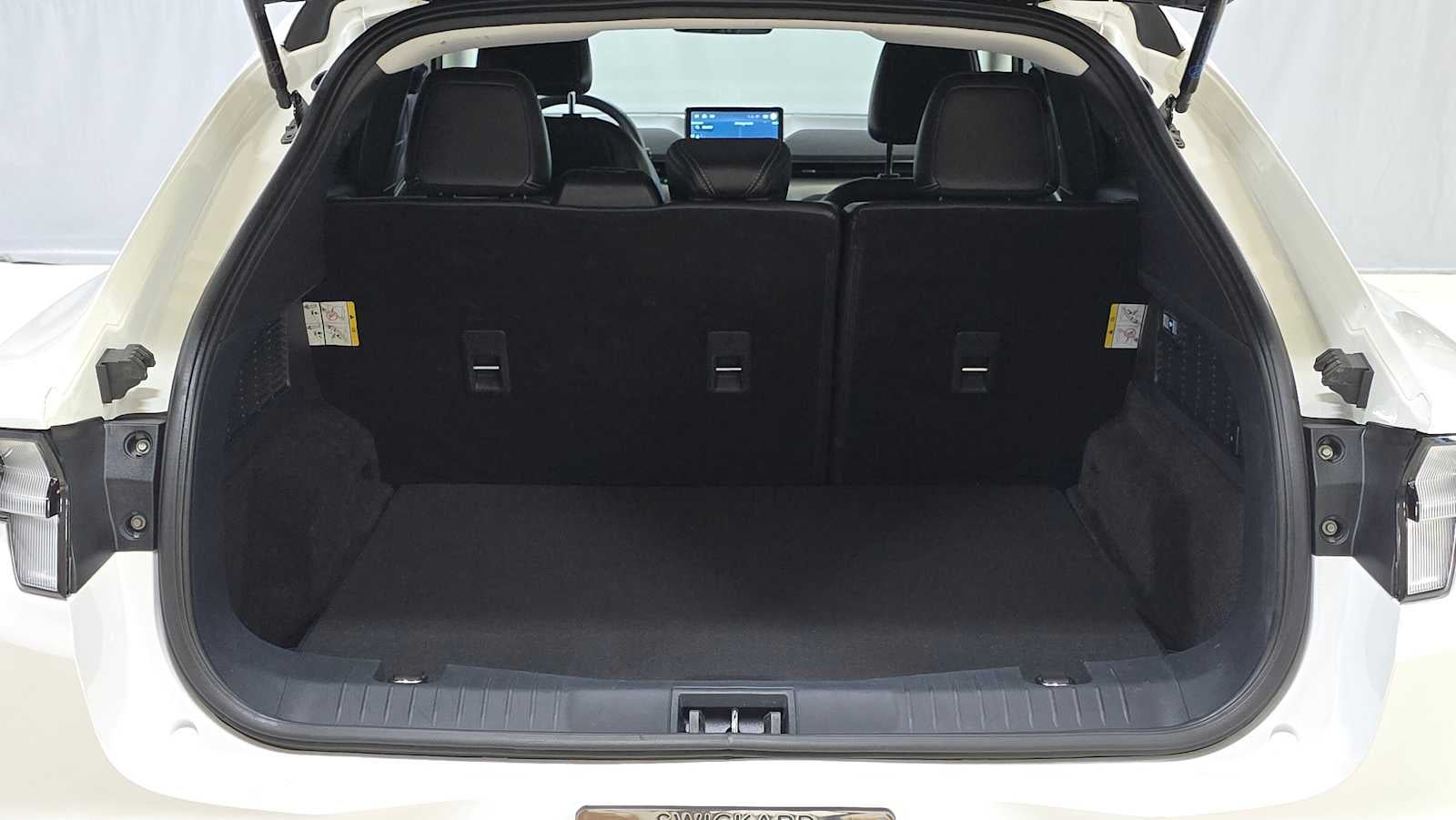 2022 Ford Mustang Mach-E Select