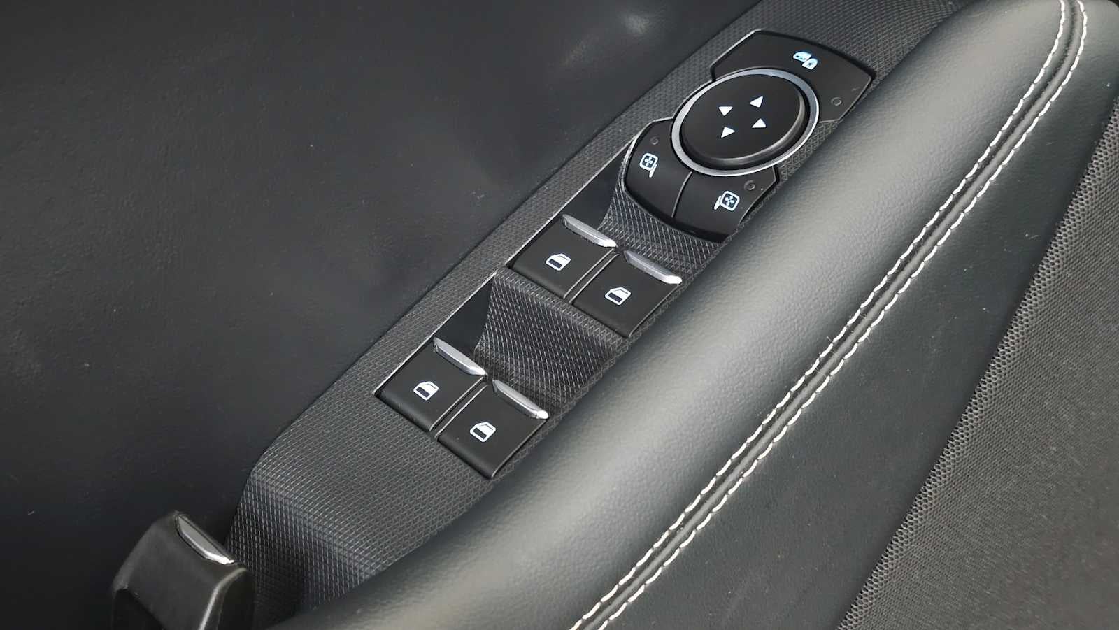 2022 Ford Mustang Mach-E Select