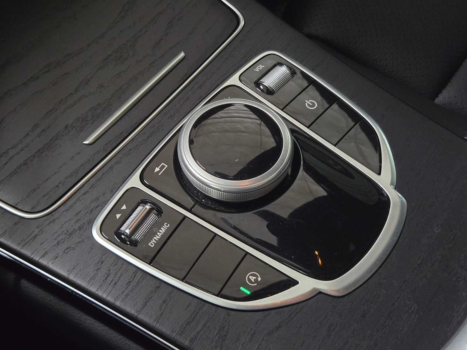 2018 Mercedes-Benz C 300 Sedan