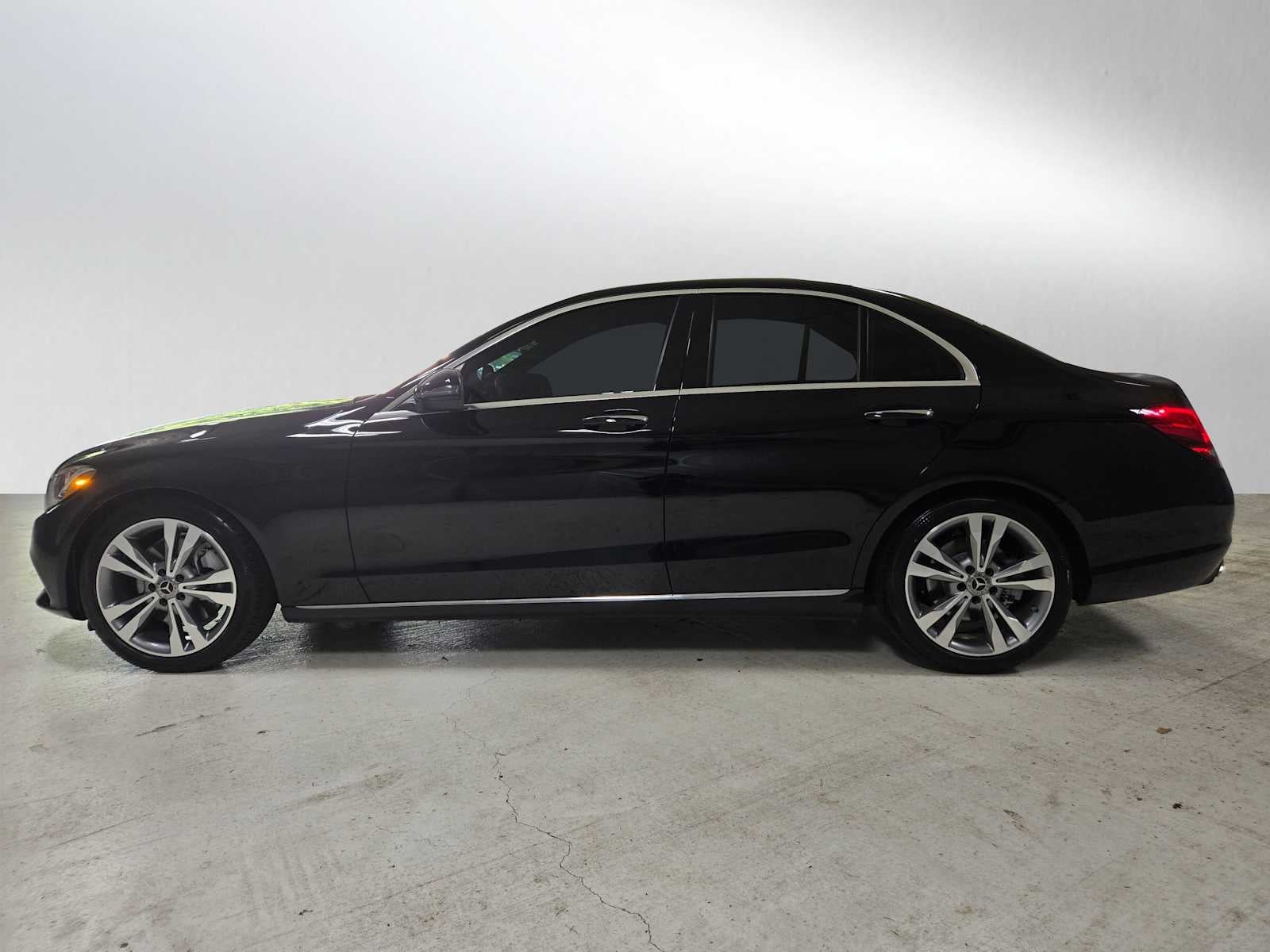 2018 Mercedes-Benz C 300 Sedan