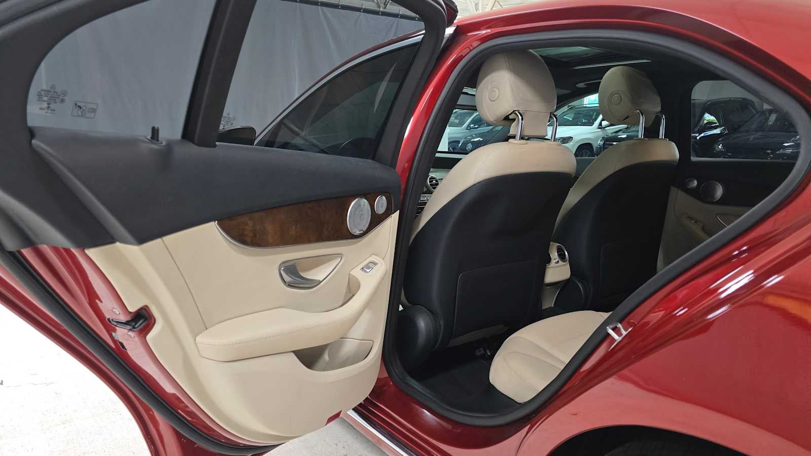 2018 Mercedes-Benz C 300 Sedan