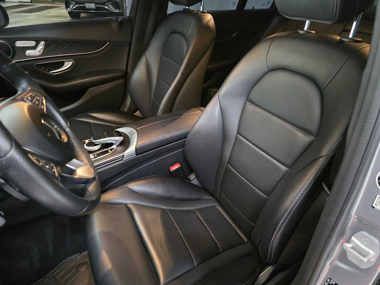 2016 Mercedes-Benz C 300 4dr Sdn 4MATIC®