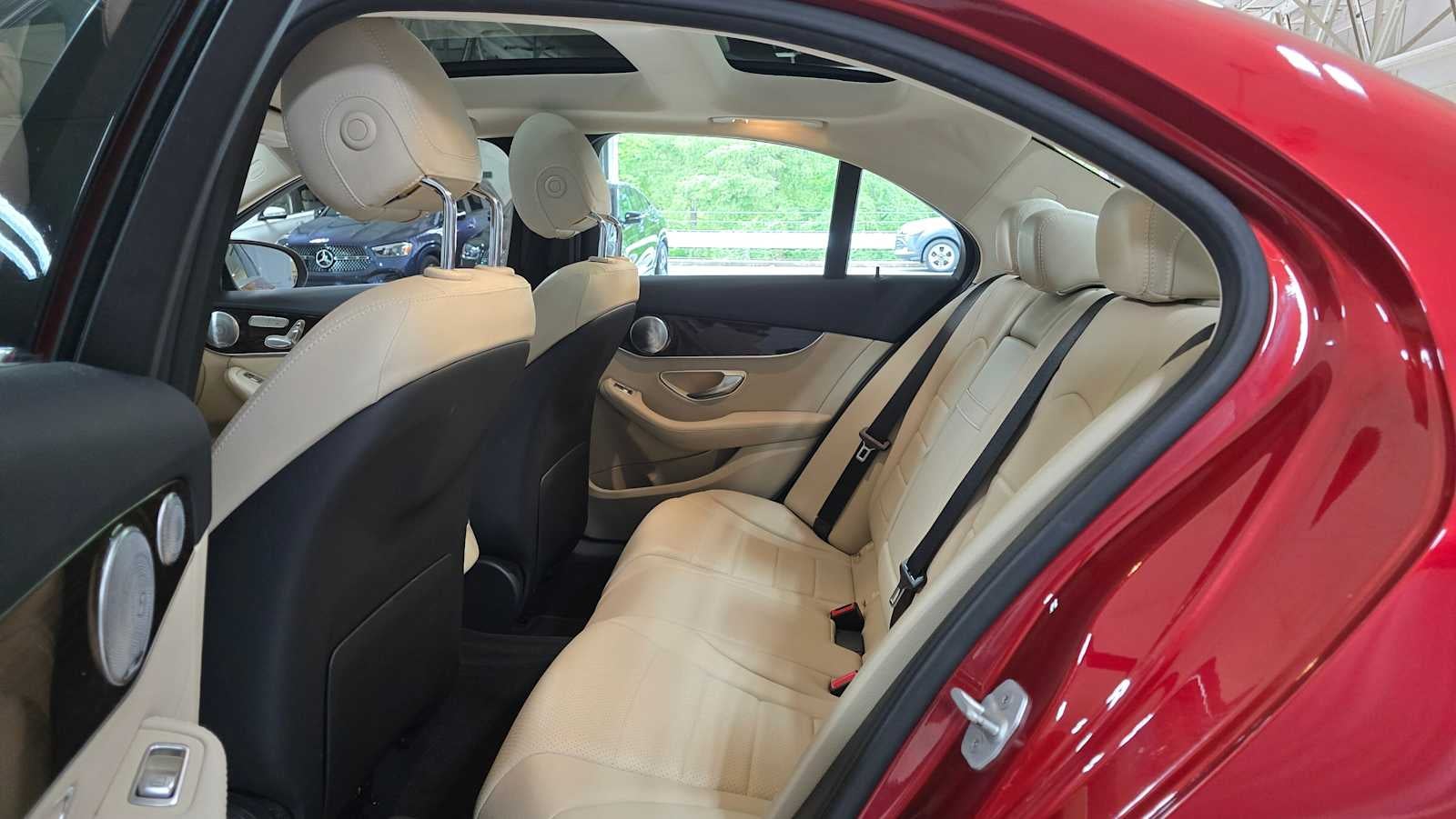 2016 Mercedes-Benz C 300 4dr Sdn 4MATIC®