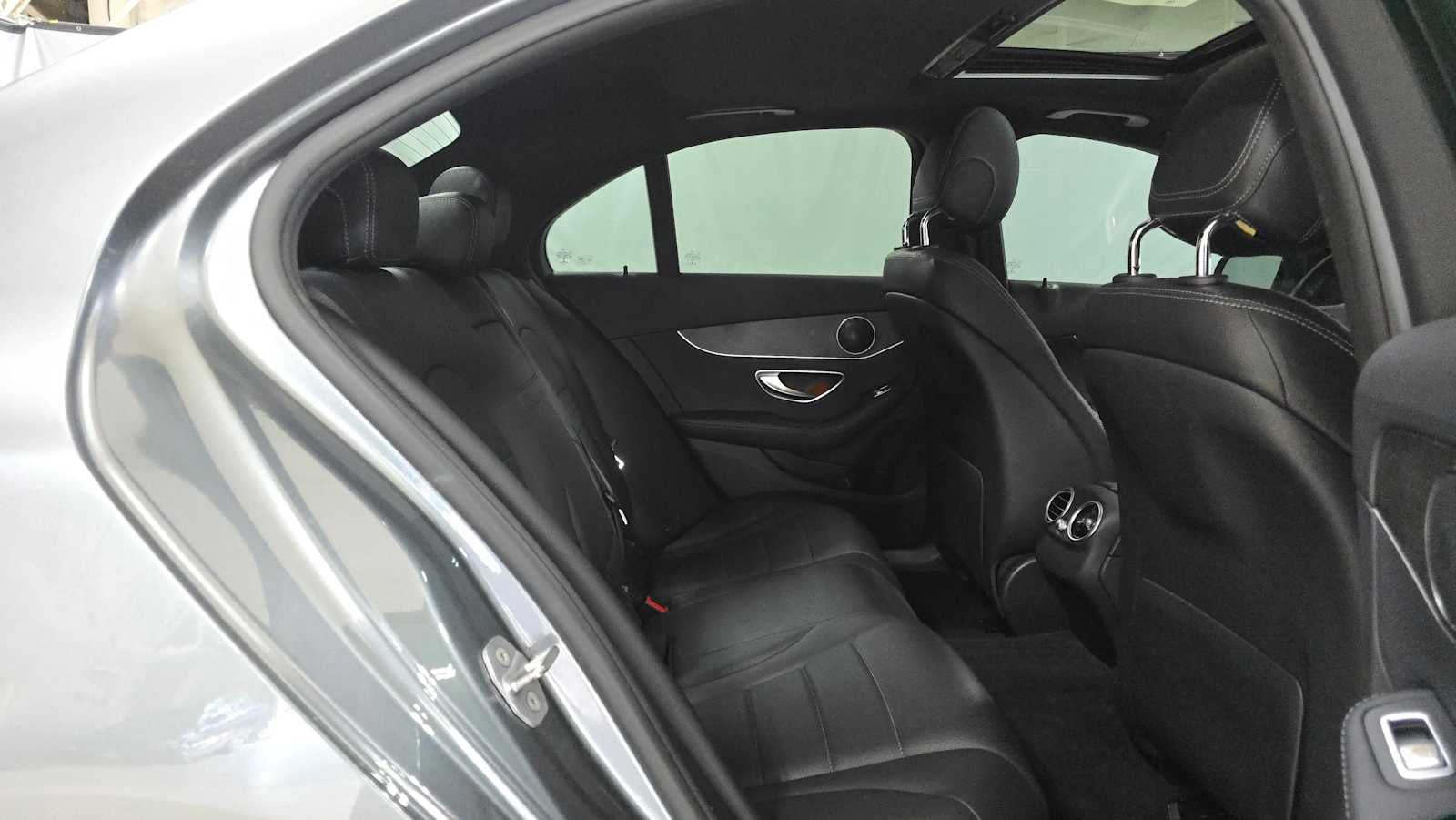 2019 Mercedes-Benz C 300 Sedan