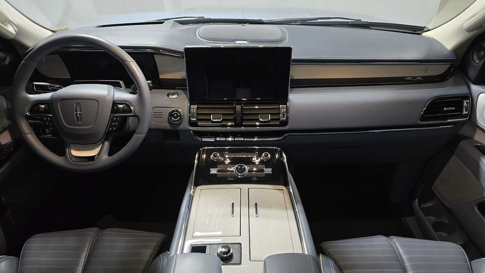 2024 Lincoln Navigator L Black Label