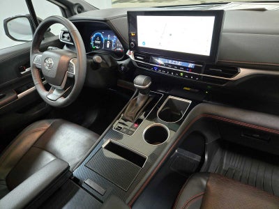 2025 Toyota Sienna XSE
