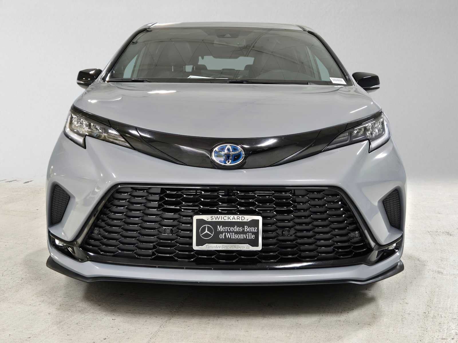 2025 Toyota Sienna XSE