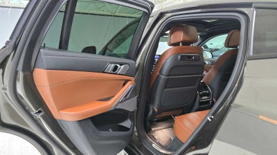 2025 BMW X6 xDrive40i xDrive40i