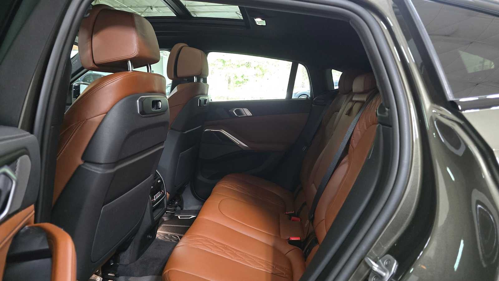 2025 BMW X6 xDrive40i xDrive40i