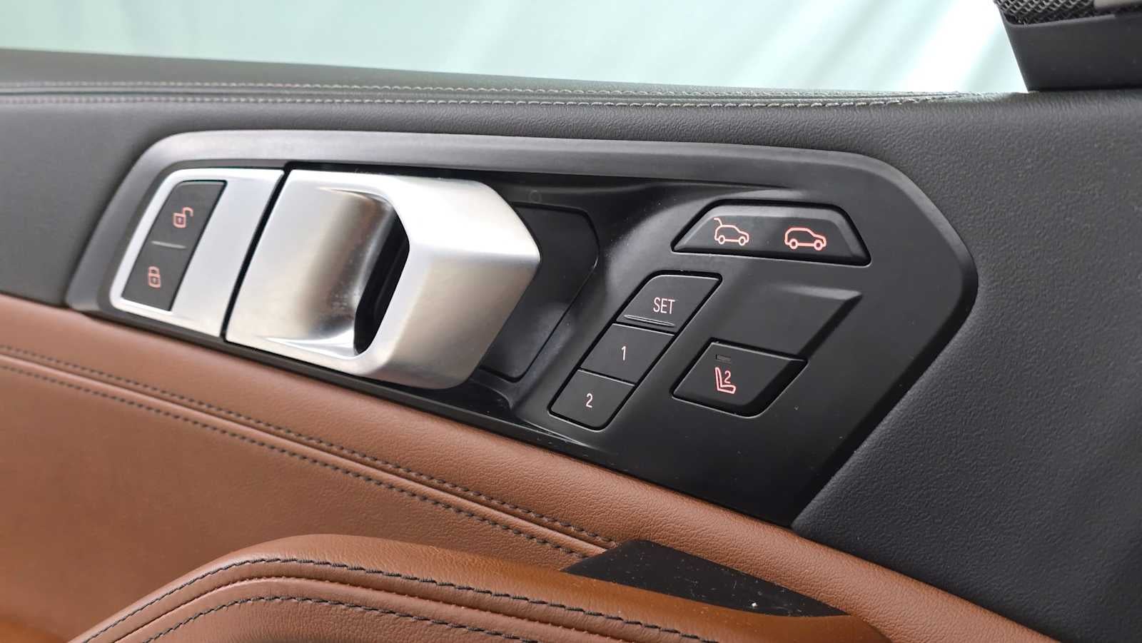 2025 BMW X6 xDrive40i xDrive40i