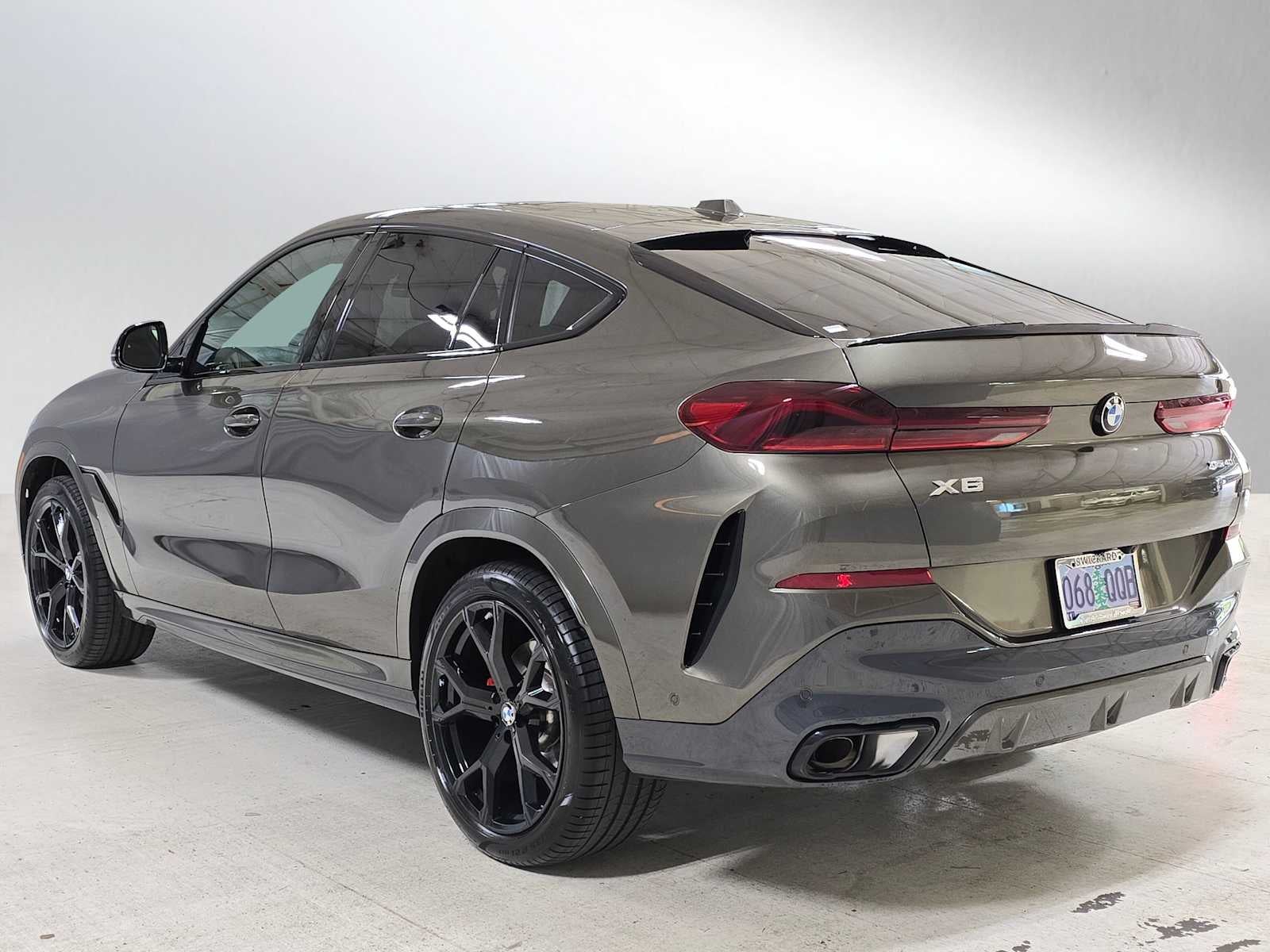 2025 BMW X6 xDrive40i xDrive40i