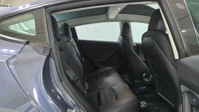 2023 Tesla Model 3 RWD