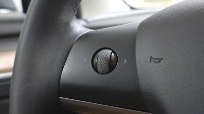 2023 Tesla Model 3 RWD