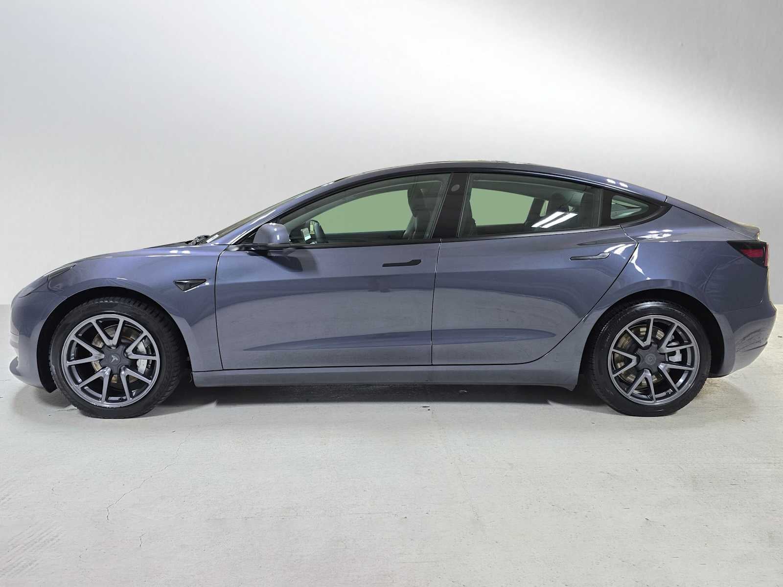 2023 Tesla Model 3 RWD