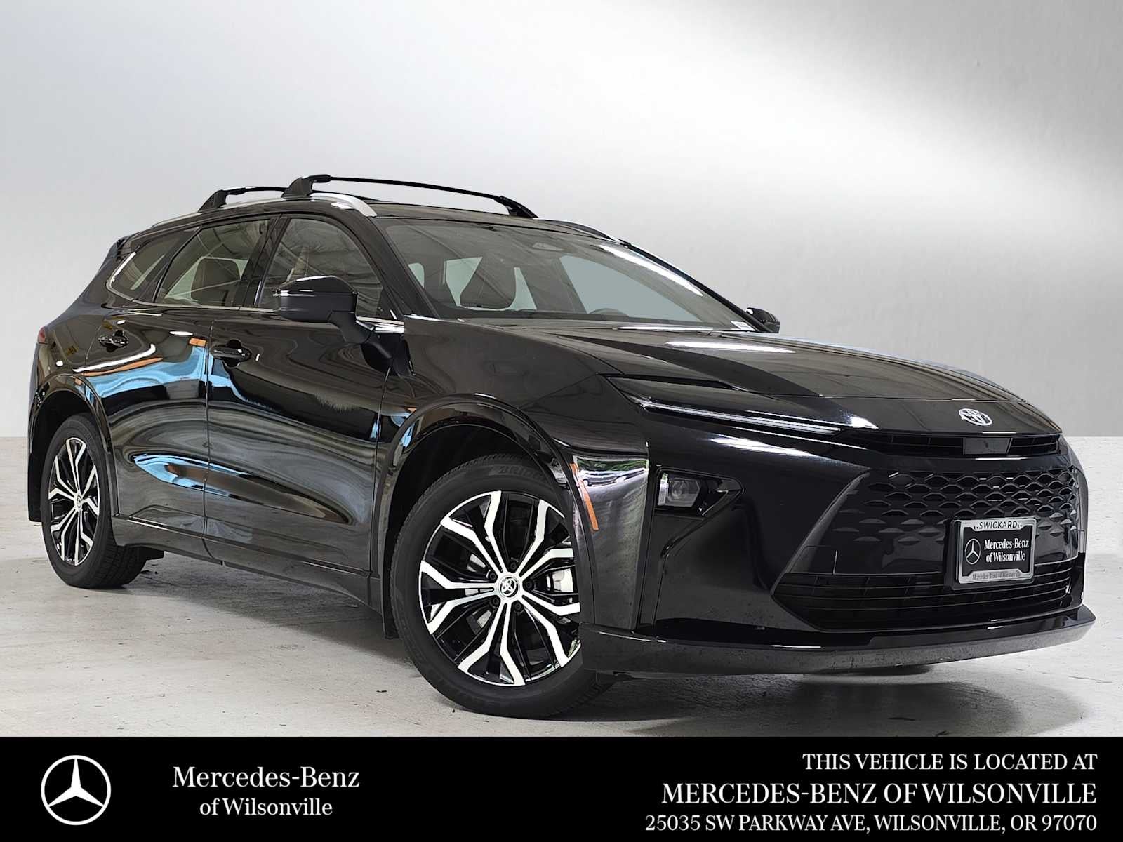 2025 Toyota Crown Signia XLE