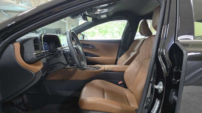 2025 Toyota Crown Signia XLE