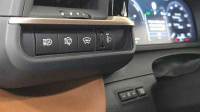 2025 Toyota Crown Signia XLE