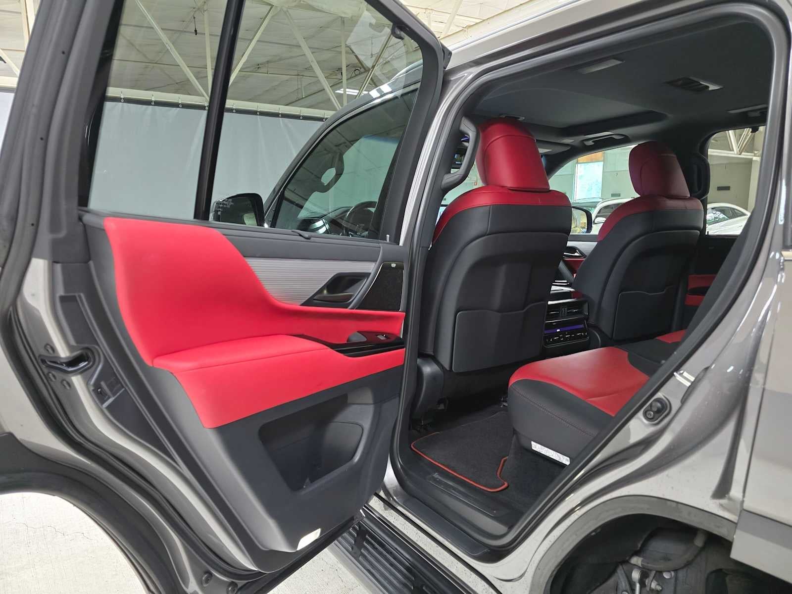 2023 Lexus LX 600 F SPORT