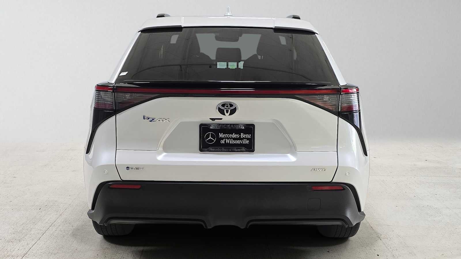2024 Toyota bZ4X XLE