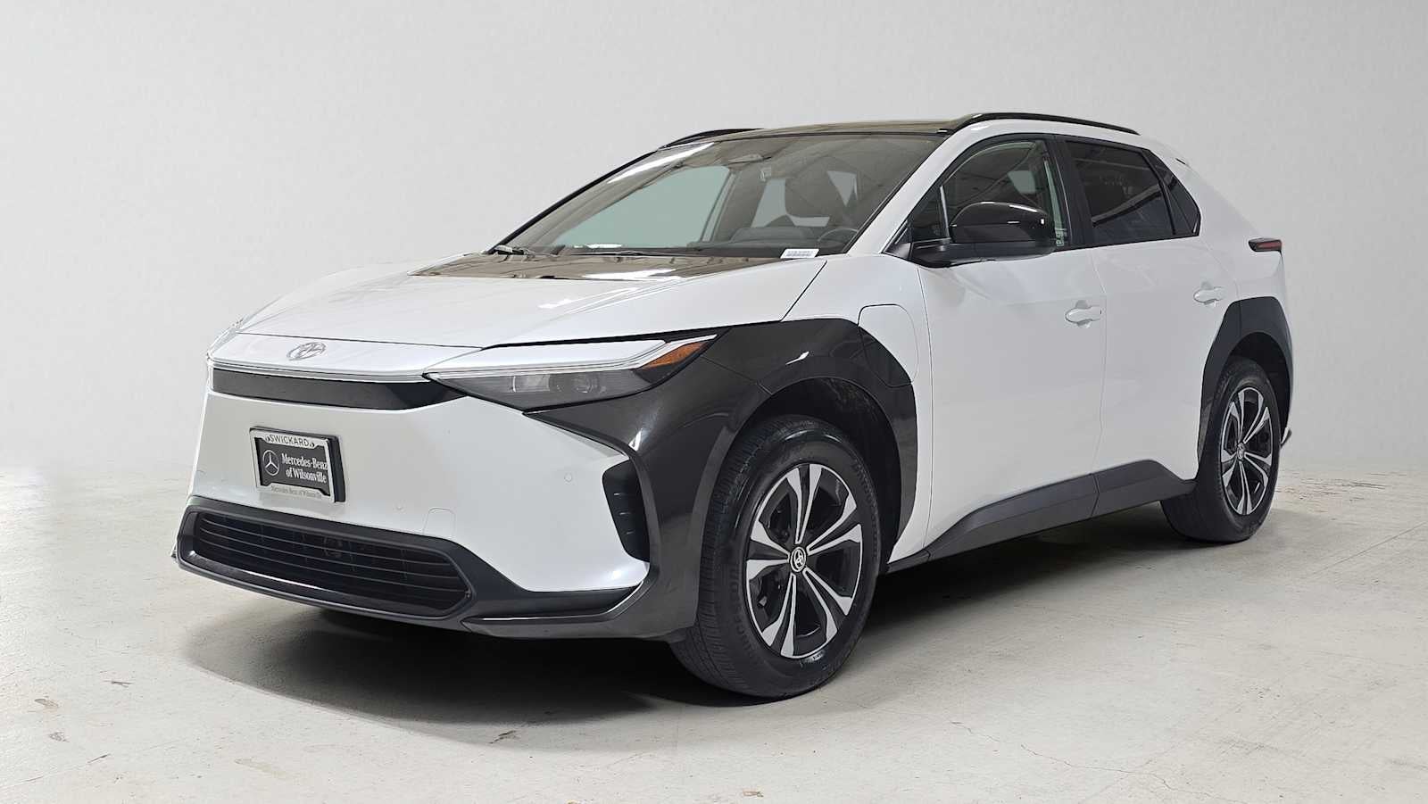 2024 Toyota bZ4X XLE