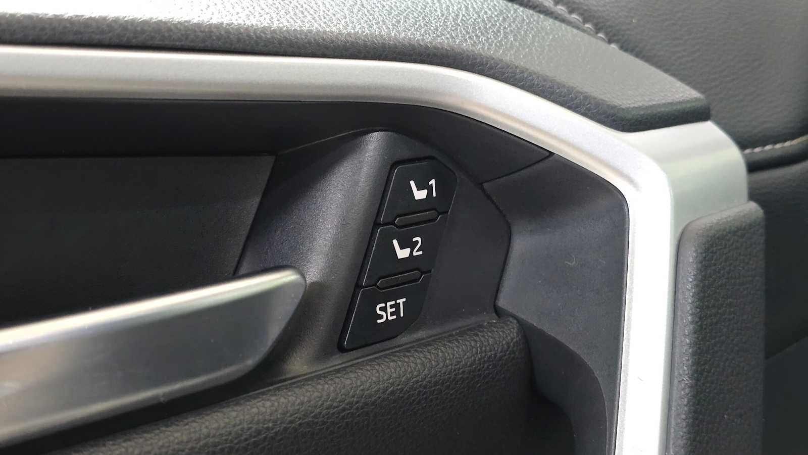 2022 Toyota RAV4 Limited