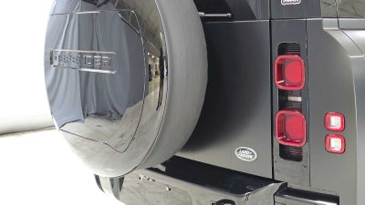 2023 Land Rover Defender X-Dynamic SE