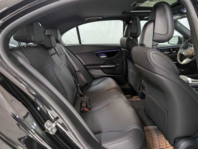 2025 Mercedes-Benz C 300 4MATIC® Sedan