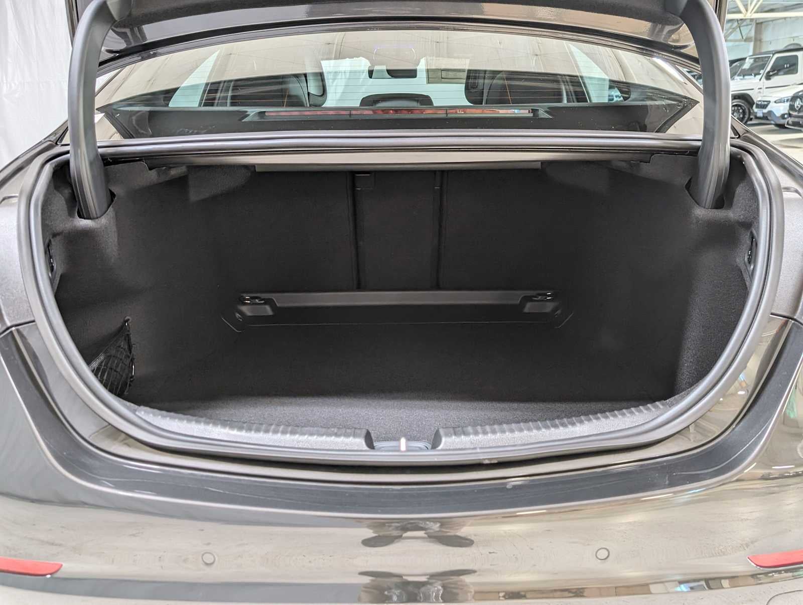 2025 Mercedes-Benz C 300 C 300