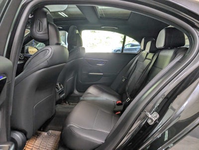 2025 Mercedes-Benz C 300 C 300