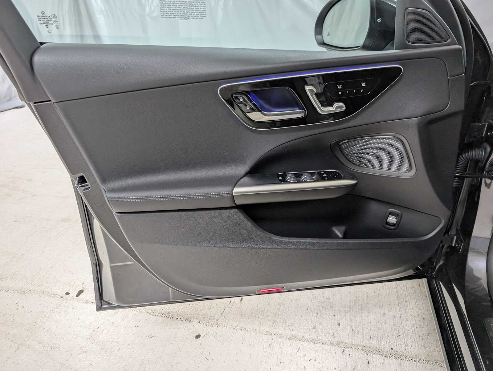 2025 Mercedes-Benz C 300 C 300